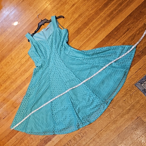 Danny & Nicole Turquoise Dress OBO! - Picture 13 of 15